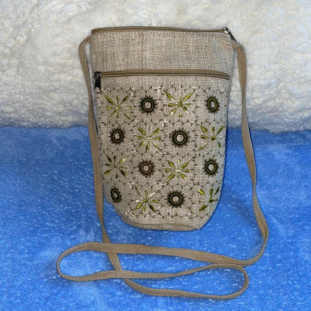 NWT TABASK crossbody Purse.  Made in Nepal.